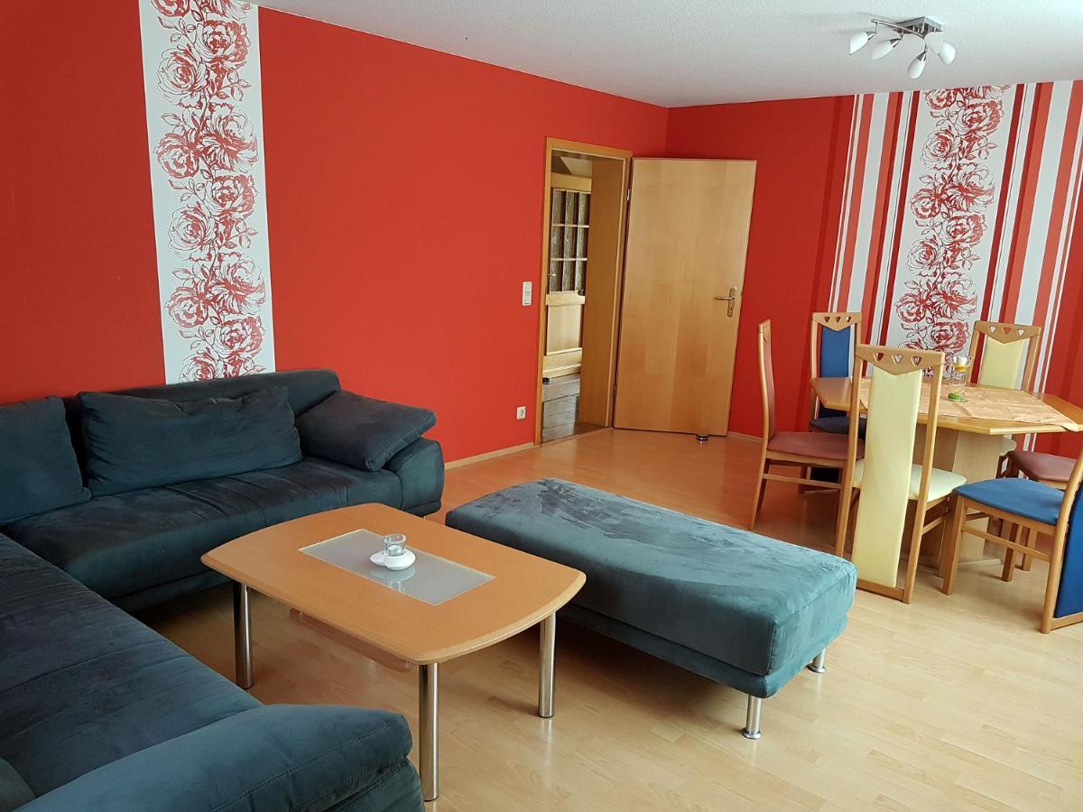 Monteurwohnungen Goeb - Nicht Fuer Urlaubsgaeste Geisa Exteriör bild